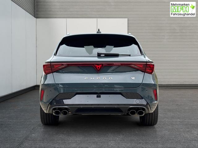 Cupra / Leon Sportstourer / Blau / / / 4x4 ST AHK+NAVI+eHK+KAMERA+MEMORY+ACC+19 ALU+LED, Bei den verwendeten Bildern kann es sich um Beispielbilder handeln, ggf. teilweise mit Sonderausstattung.