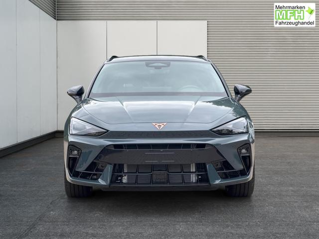 Cupra / Leon Sportstourer / Blau / / / 4x4 ST AHK+NAVI+eHK+KAMERA+MEMORY+ACC+19 ALU+LED, Bei den verwendeten Bildern kann es sich um Beispielbilder handeln, ggf. teilweise mit Sonderausstattung.