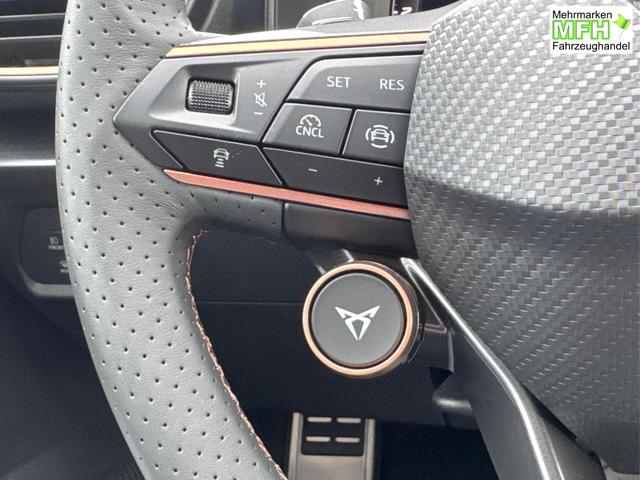 Cupra / Leon Sportstourer / Blau / / / 4x4 ST AHK+NAVI+eHK+KAMERA+MEMORY+ACC+19 ALU+LED, Bei den verwendeten Bildern kann es sich um Beispielbilder handeln, ggf. teilweise mit Sonderausstattung.