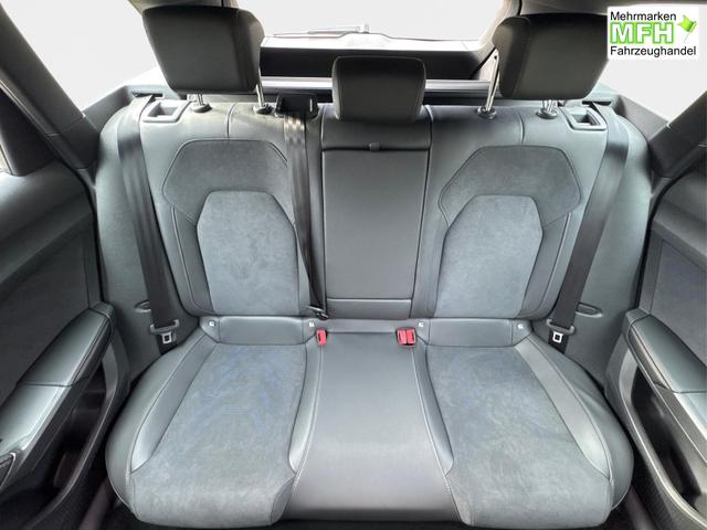 Cupra / Leon Sportstourer / Blau / / / 4x4 ST AHK+NAVI+eHK+KAMERA+MEMORY+ACC+19 ALU+LED, Bei den verwendeten Bildern kann es sich um Beispielbilder handeln, ggf. teilweise mit Sonderausstattung.