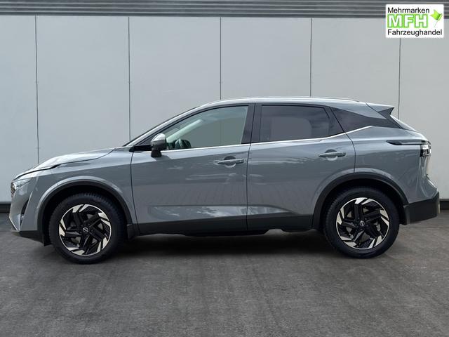 Nissan / Qashqai / Grau / / / QQ N-Connecta PANORAMA+beh.SCHEIBE+NAVI+AHK+ACC+WINTER