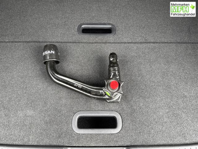Nissan / Qashqai / Grau / / / QQ N-Connecta PANORAMA+beh.SCHEIBE+NAVI+AHK+ACC+WINTER