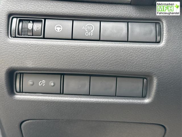 Nissan / Qashqai / Grau / / / QQ N-Connecta PANORAMA+beh.SCHEIBE+NAVI+AHK+ACC+WINTER