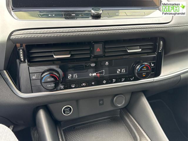 Nissan / Qashqai / Grau / / / QQ N-Connecta PANORAMA+beh.SCHEIBE+NAVI+AHK+ACC+WINTER