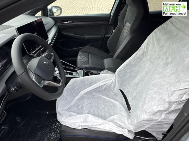  / / / / / , Bei den verwendeten Bildern kann es sich um Beispielbilder handeln, ggf. teilweise mit Sonderausstattung.