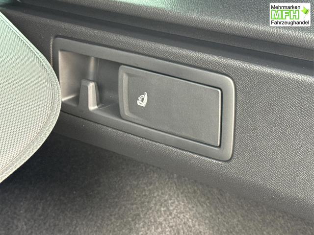 Cupra / Leon Sportstourer / Blau / / / 4x4 ST AHK+NAVI+eHK+KAMERA+MEMORY+ACC+19 ALU+LED, Bei den verwendeten Bildern kann es sich um Beispielbilder handeln, ggf. teilweise mit Sonderausstattung.