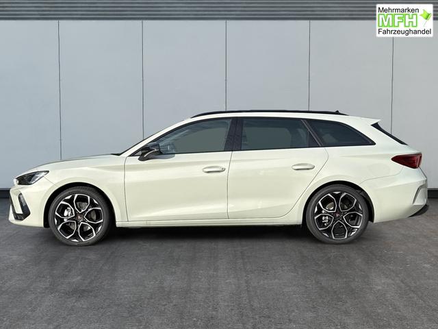 Cupra / Leon Sportstourer / Grau / / / ST 4x4 AHK+eHK+NAVI+ACC+SHZ+18 ALU+LED, Bei den verwendeten Bildern kann es sich um Beispielbilder handeln, ggf. teilweise mit Sonderausstattung.