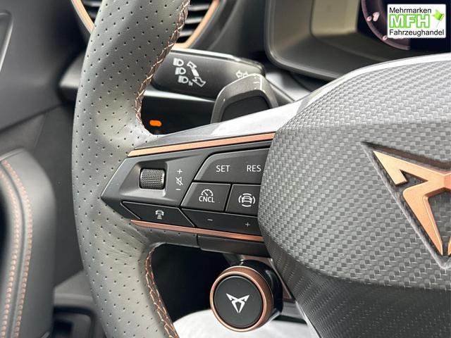 Cupra / Leon Sportstourer / Grau / / / ST 4x4 AHK+eHK+NAVI+ACC+SHZ+18 ALU+LED, Bei den verwendeten Bildern kann es sich um Beispielbilder handeln, ggf. teilweise mit Sonderausstattung.