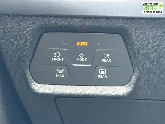 Cupra / Leon Sportstourer / Grau / / / ST 4x4 AHK+eHK+NAVI+ACC+SHZ+18 ALU+LED, Bei den verwendeten Bildern kann es sich um Beispielbilder handeln, ggf. teilweise mit Sonderausstattung.