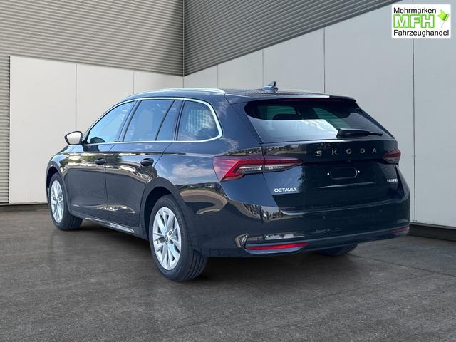 Skoda / Octavia Combi / Schwarz / / / ACC+AHK+eHK+KAM+PDC+LED+17 ALU+SHZ, Bei den verwendeten Bildern kann es sich um Beispielbilder handeln, ggf. teilweise mit Sonderausstattung.