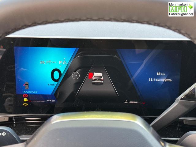 Renault / Austral / Schwarz / / / EL.HECKKL+LED+KAMERA+PDC+19LM, Bei den verwendeten Bildern kann es sich um Beispielbilder handeln, ggf. teilweise mit Sonderausstattung.