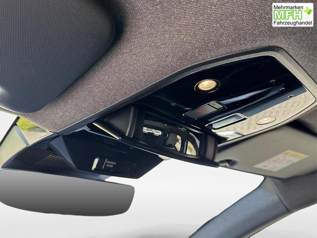 Renault / Austral / Schwarz / / / EL.HECKKL+LED+KAMERA+PDC+19LM, Bei den verwendeten Bildern kann es sich um Beispielbilder handeln, ggf. teilweise mit Sonderausstattung.