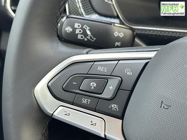Volkswagen / T-Cross / / / / NAVI+SHZ+MATRIX+ACC+KAMERA+18''ALU, Bei den verwendeten Bildern kann es sich um Beispielbilder handeln, ggf. teilweise mit Sonderausstattung.