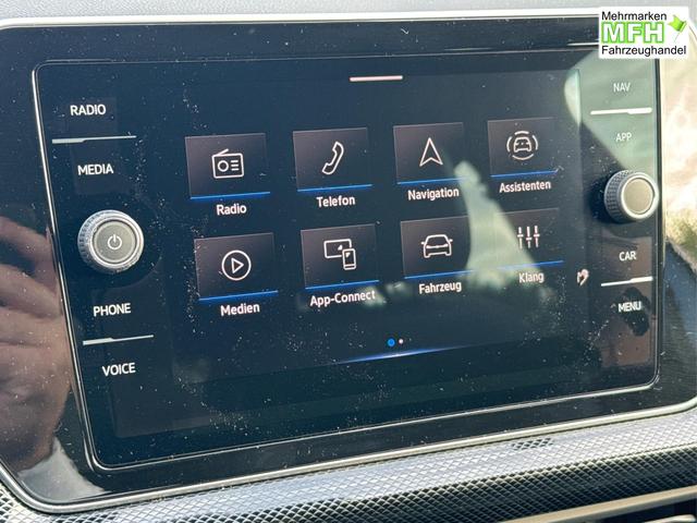 Volkswagen / T-Cross / / / / NAVI+SHZ+MATRIX+ACC+KAMERA+18''ALU, Bei den verwendeten Bildern kann es sich um Beispielbilder handeln, ggf. teilweise mit Sonderausstattung.