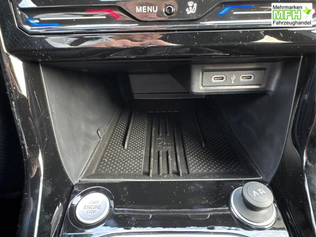 Volkswagen / T-Cross / / / / NAVI+SHZ+MATRIX+ACC+KAMERA+18''ALU, Bei den verwendeten Bildern kann es sich um Beispielbilder handeln, ggf. teilweise mit Sonderausstattung.