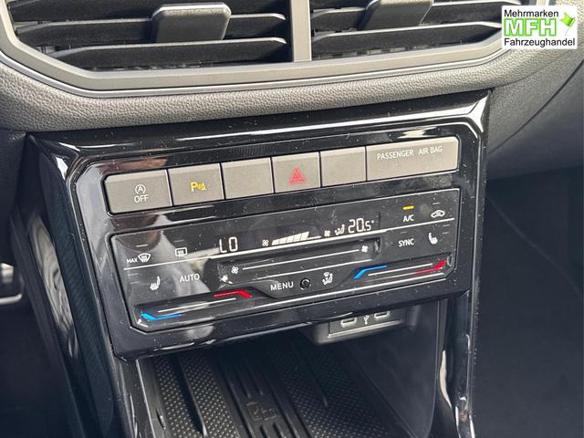 Volkswagen / T-Cross / / / / NAVI+SHZ+MATRIX+ACC+KAMERA+18''ALU, Bei den verwendeten Bildern kann es sich um Beispielbilder handeln, ggf. teilweise mit Sonderausstattung.