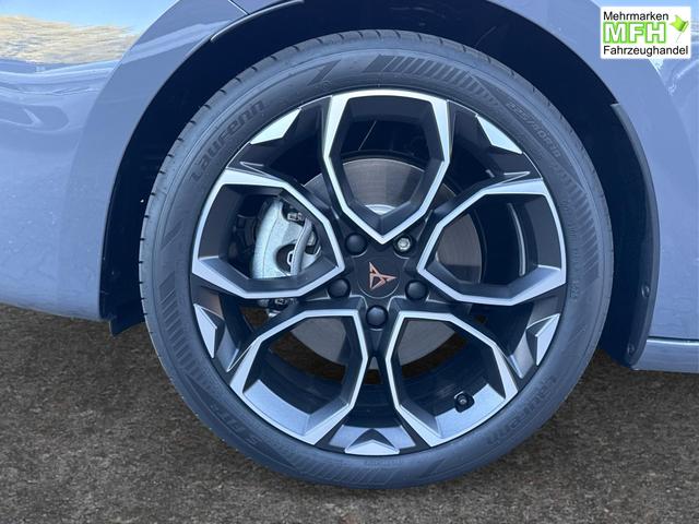 Cupra / Leon Sportstourer / Grau / / / ST AHK+NAVI+eHK+KAMERA+ACC+SHZ+18 ALU+LED