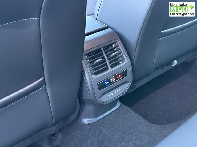 Cupra / Leon Sportstourer / Grau / / / ST AHK+NAVI+eHK+KAMERA+ACC+SHZ+18 ALU+LED