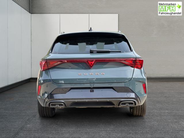 Cupra / Leon Sportstourer / Blau / / / ST AHK+NAVI+eHK+KAMERA+ACC+SHZ+18 ALU+LED, Bei den verwendeten Bildern kann es sich um Beispielbilder handeln, ggf. teilweise mit Sonderausstattung.