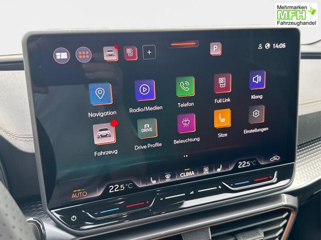Cupra / Leon Sportstourer / Blau / / / ST AHK+NAVI+eHK+KAMERA+ACC+SHZ+18 ALU+LED, Bei den verwendeten Bildern kann es sich um Beispielbilder handeln, ggf. teilweise mit Sonderausstattung.