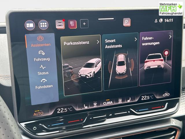 Cupra / Leon Sportstourer / Blau / / / ST AHK+NAVI+eHK+KAMERA+ACC+SHZ+18 ALU+LED, Bei den verwendeten Bildern kann es sich um Beispielbilder handeln, ggf. teilweise mit Sonderausstattung.