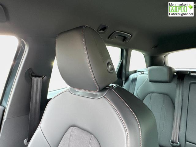 Cupra / Leon Sportstourer / Blau / / / ST AHK+NAVI+eHK+KAMERA+ACC+SHZ+18 ALU+LED, Bei den verwendeten Bildern kann es sich um Beispielbilder handeln, ggf. teilweise mit Sonderausstattung.
