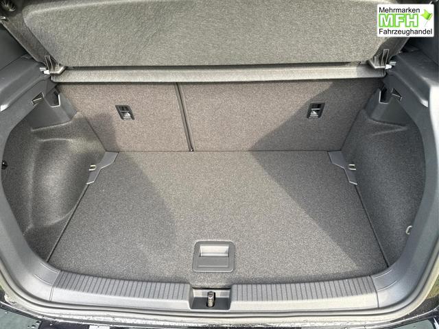Volkswagen / T-Cross / / / / NAVI+SHZ+MATRIX+ACC+KAMERA+18'' ALU, Bei den verwendeten Bildern kann es sich um Beispielbilder handeln, ggf. teilweise mit Sonderausstattung.