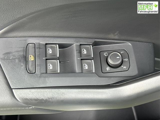 Volkswagen / T-Cross / / / / NAVI+SHZ+MATRIX+ACC+KAMERA+18'' ALU, Bei den verwendeten Bildern kann es sich um Beispielbilder handeln, ggf. teilweise mit Sonderausstattung.