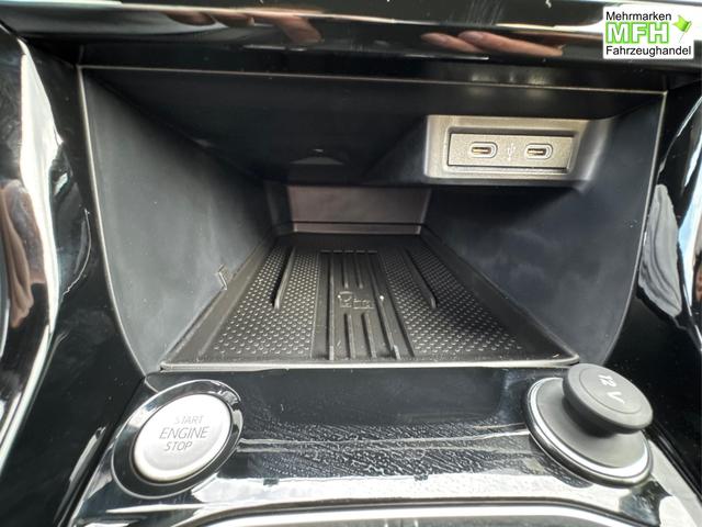 Volkswagen / T-Cross / / / / NAVI+SHZ+MATRIX+ACC+KAMERA+18'' ALU, Bei den verwendeten Bildern kann es sich um Beispielbilder handeln, ggf. teilweise mit Sonderausstattung.