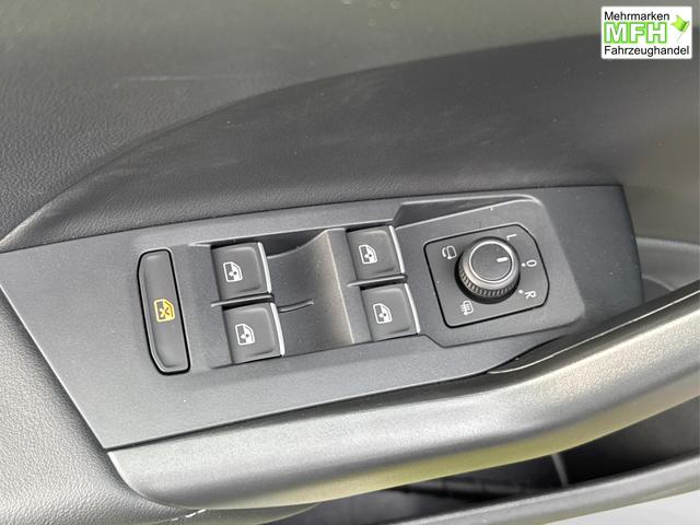 Volkswagen / T-Cross / / / / NAVI+SHZ+MATRIX+ACC+KAMERA+18''ALU, Bei den verwendeten Bildern kann es sich um Beispielbilder handeln, ggf. teilweise mit Sonderausstattung.