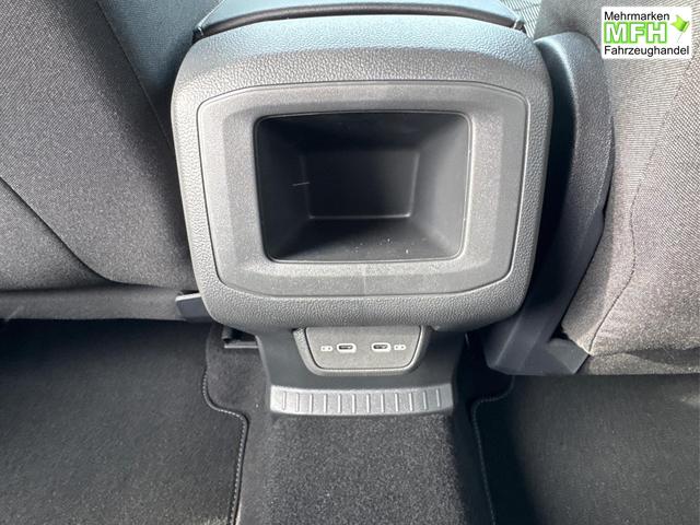 Volkswagen / T-Cross / / / / NAVI+SHZ+MATRIX+ACC+KAMERA+18''ALU, Bei den verwendeten Bildern kann es sich um Beispielbilder handeln, ggf. teilweise mit Sonderausstattung.