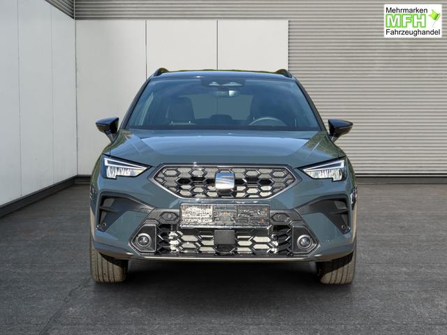 Seat / Arona / / / / KAMERA+PDC+LED+18 ALU+ACC, Bei den verwendeten Bildern kann es sich um Beispielbilder handeln, ggf. teilweise mit Sonderausstattung.