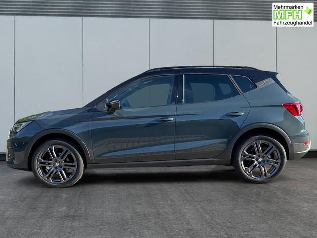 Seat / Arona / / / / KAMERA+PDC+LED+18 ALU+ACC, Bei den verwendeten Bildern kann es sich um Beispielbilder handeln, ggf. teilweise mit Sonderausstattung.