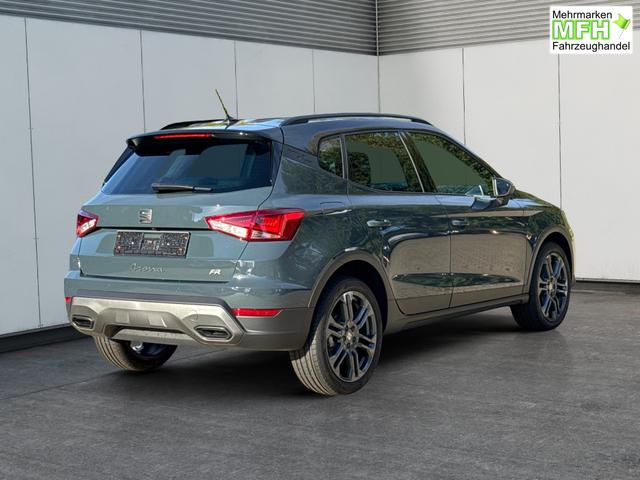 Seat / Arona / / / / KAMERA+PDC+LED+18 ALU+ACC, Bei den verwendeten Bildern kann es sich um Beispielbilder handeln, ggf. teilweise mit Sonderausstattung.
