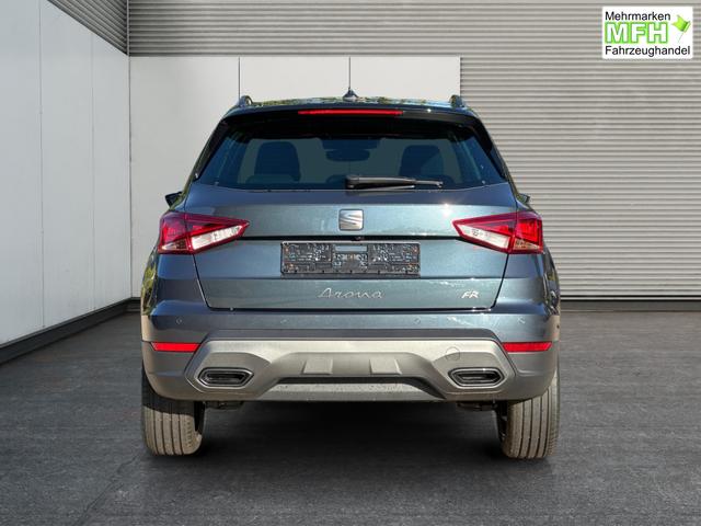 Seat / Arona / / / / KAMERA+PDC+LED+18 ALU+ACC, Bei den verwendeten Bildern kann es sich um Beispielbilder handeln, ggf. teilweise mit Sonderausstattung.