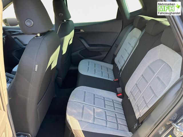 Seat / Arona / / / / KAMERA+PDC+LED+18 ALU+ACC, Bei den verwendeten Bildern kann es sich um Beispielbilder handeln, ggf. teilweise mit Sonderausstattung.