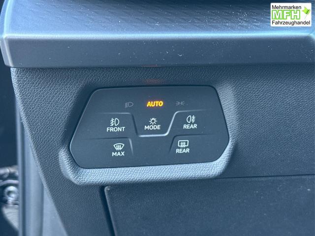 Cupra / Leon Sportstourer / Schwarz / / / ST AHK+NAVI+eHK+KAMERA+ACC+SHZ+18 ALU+LED, Bei den verwendeten Bildern kann es sich um Beispielbilder handeln, ggf. teilweise mit Sonderausstattung.