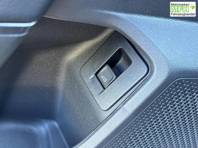 Cupra / Leon Sportstourer / Schwarz / / / 4x4 ST AHK+NAVI+eHK+KAMERA+MEMORY+ACC+19 ALU+LED, Bei den verwendeten Bildern kann es sich um Beispielbilder handeln, ggf. teilweise mit Sonderausstattung.