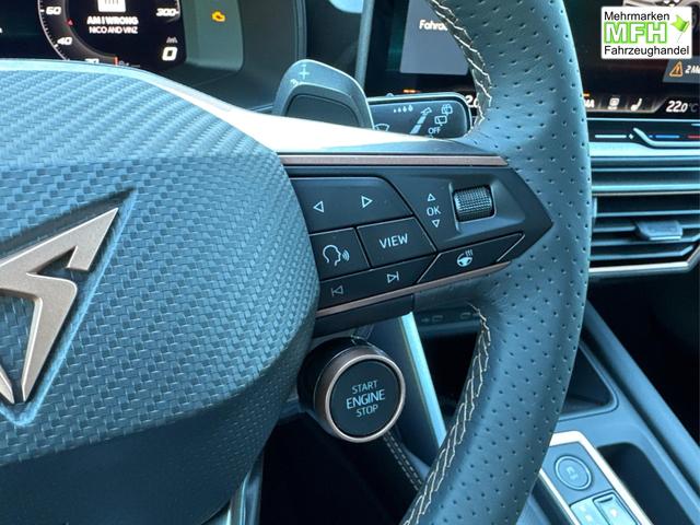 Cupra / Leon Sportstourer / Schwarz / / / 4x4 ST AHK+NAVI+eHK+KAMERA+MEMORY+ACC+19 ALU+LED, Bei den verwendeten Bildern kann es sich um Beispielbilder handeln, ggf. teilweise mit Sonderausstattung.