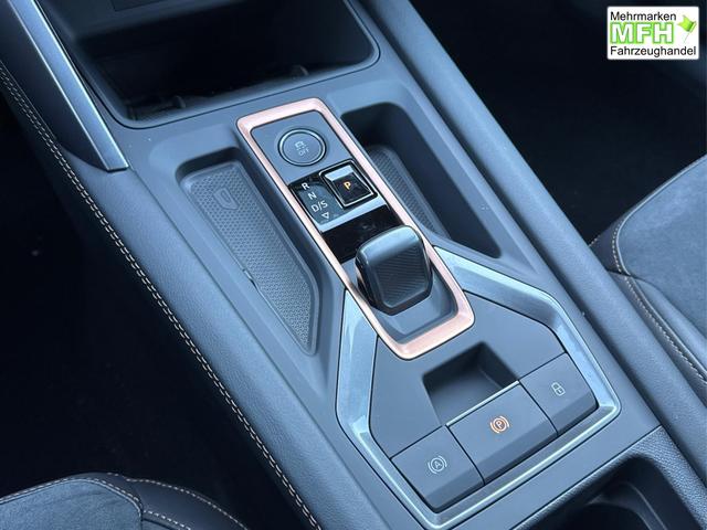 Cupra / Leon Sportstourer / Schwarz / / / 4x4 ST AHK+NAVI+eHK+KAMERA+MEMORY+ACC+19 ALU+LED, Bei den verwendeten Bildern kann es sich um Beispielbilder handeln, ggf. teilweise mit Sonderausstattung.