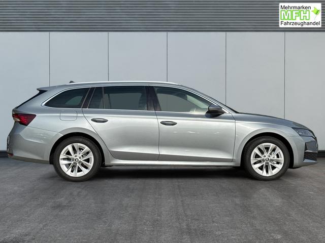Skoda / Octavia Combi / Silber / / / ACC+AHK+eHK+KAM+PDC+LED+17ALU+SHZ