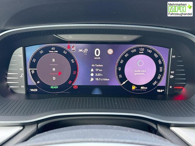 Skoda / Octavia Combi / Silber / / / ACC+AHK+eHK+KAM+PDC+LED+17ALU+SHZ