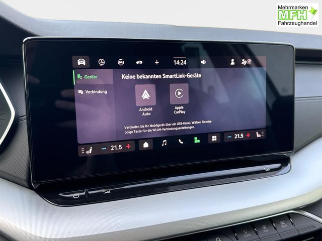 Skoda / Octavia Combi / Silber / / / ACC+AHK+eHK+KAM+PDC+LED+17ALU+SHZ