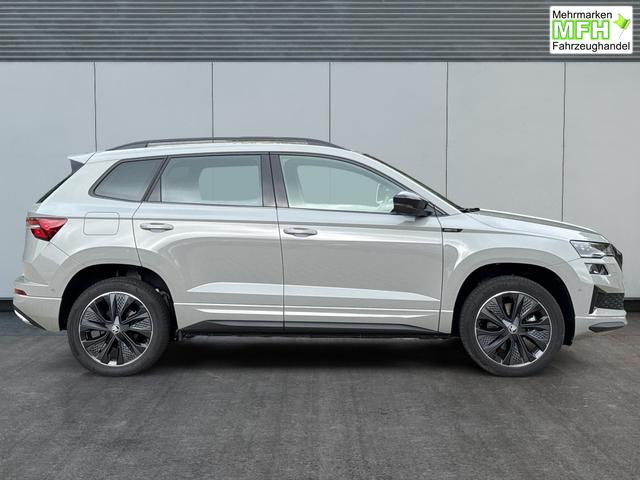 Skoda / Karoq / Grau / / / 1.5 TSI-DSG Sportline NAVI+360&deg;Kamera+ACC+KESSY+18'LM