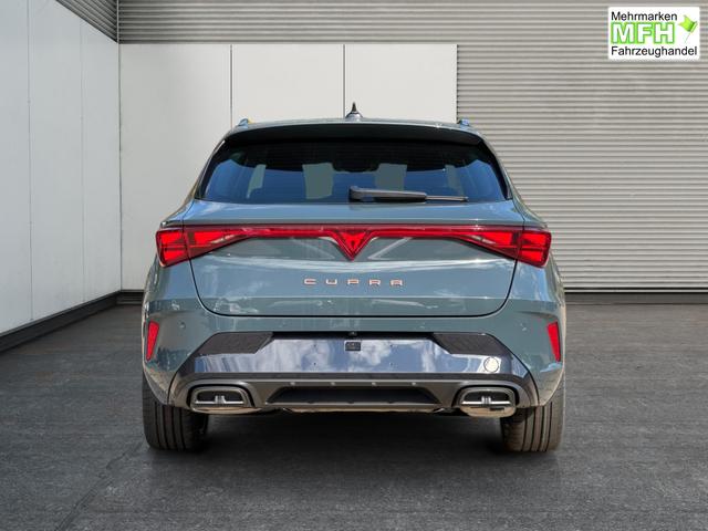 Cupra / Leon Sportstourer / Blau / / / ST 4x4 AHK+eHK+NAVI+ACC+SHZ+18 ALU+LED, Bei den verwendeten Bildern kann es sich um Beispielbilder handeln, ggf. teilweise mit Sonderausstattung.