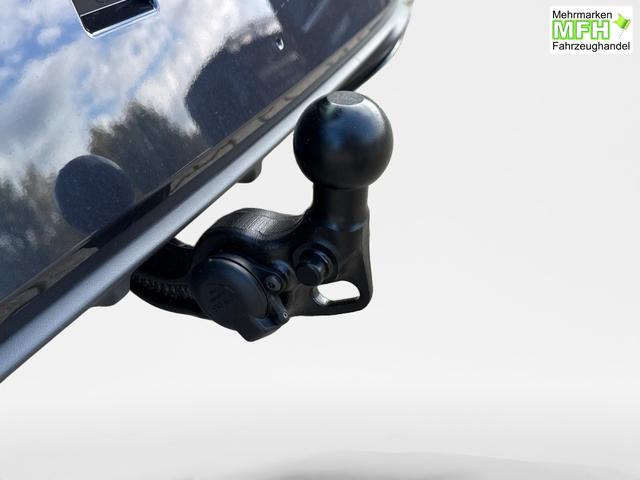 Cupra / Leon Sportstourer / Blau / / / ST 4x4 AHK+eHK+NAVI+ACC+SHZ+18 ALU+LED, Bei den verwendeten Bildern kann es sich um Beispielbilder handeln, ggf. teilweise mit Sonderausstattung.