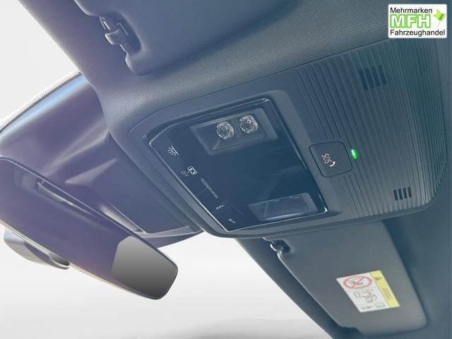 Cupra / Leon Sportstourer / Blau / / / ST 4x4 AHK+eHK+NAVI+ACC+SHZ+18 ALU+LED, Bei den verwendeten Bildern kann es sich um Beispielbilder handeln, ggf. teilweise mit Sonderausstattung.
