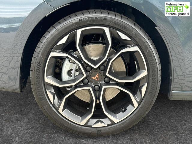 Cupra / Leon Sportstourer / Grau / / / ST 4x4 AHK+eHK+NAVI+ACC+SHZ+18 ALU+LED