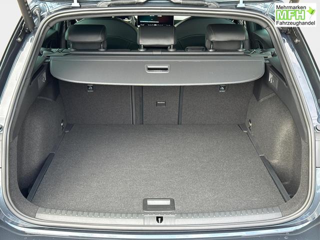 Cupra / Leon Sportstourer / Grau / / / ST 4x4 AHK+eHK+NAVI+ACC+SHZ+18 ALU+LED