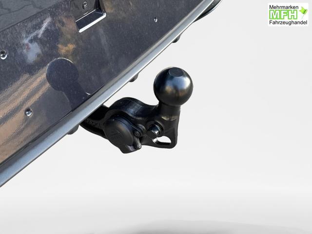 Cupra / Leon Sportstourer / Grau / / / ST AHK+NAVI+eHK+KAMERA+ACC+SHZ+18 ALU+LED, Bei den verwendeten Bildern kann es sich um Beispielbilder handeln, ggf. teilweise mit Sonderausstattung.